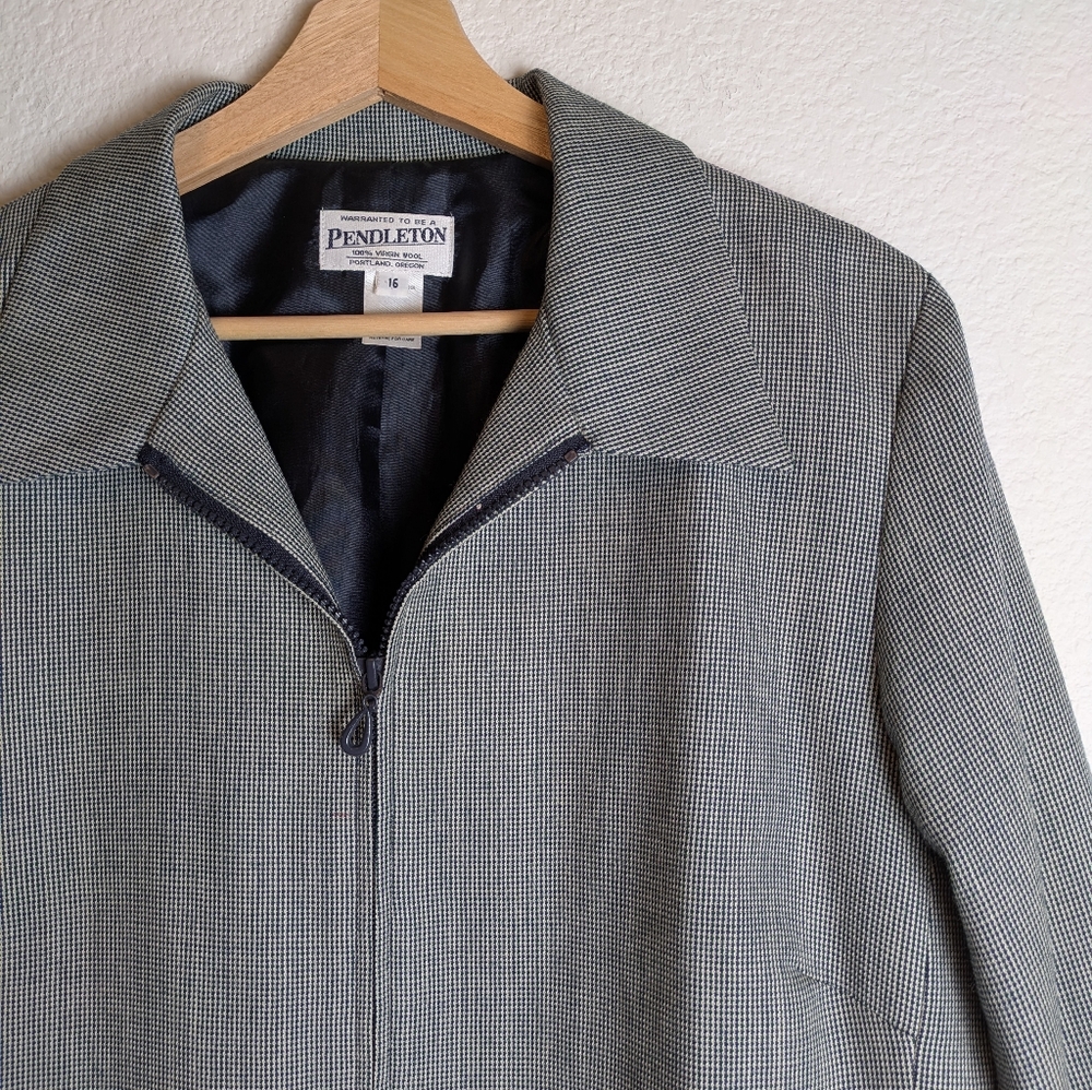 Pendleton Women's Virgin Wool Zip Jacket Blazer U… - image 3